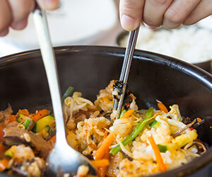 石鍋拌飯 돌솥비빔밥