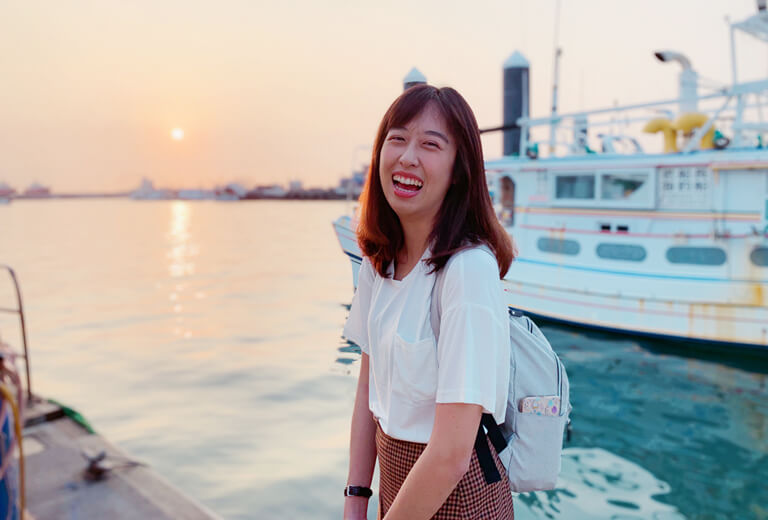 巨匠線上英文會話課程/多益課程,線上直播教學,即連即學