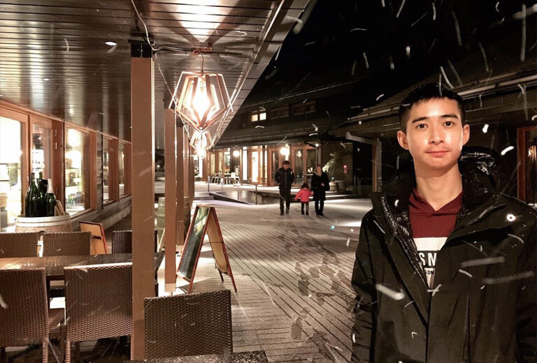 學員嚴敏源推薦巨匠線上西文課程，優秀的師資讓我在學習西班牙文的路上更輕鬆