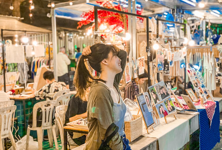 巨匠線上西班牙文課程，不僅師資好，課後還有錄影檔看到飽