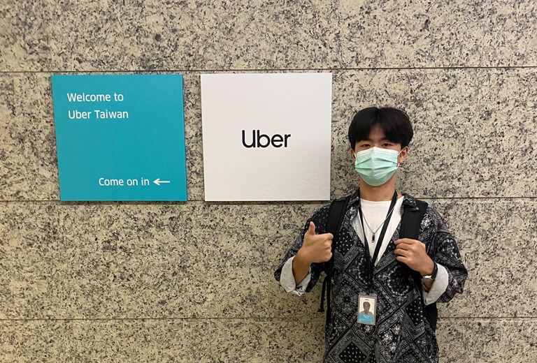 英文學員翁睿承考取 多益825分