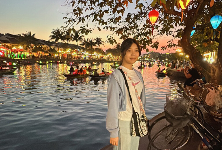 英文學員李晴,推薦巨匠線上真人考取 多益檢定905分