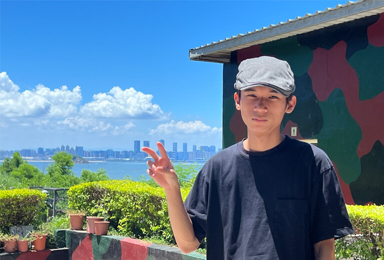 英語學員陳義鏵,考取 多益檢定810分
